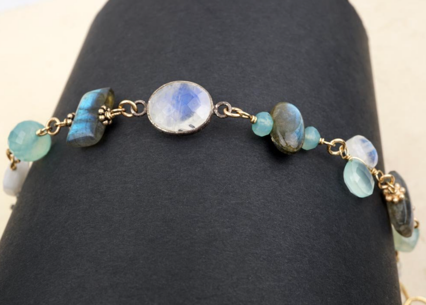 Chalcedony and Gold Bracelet