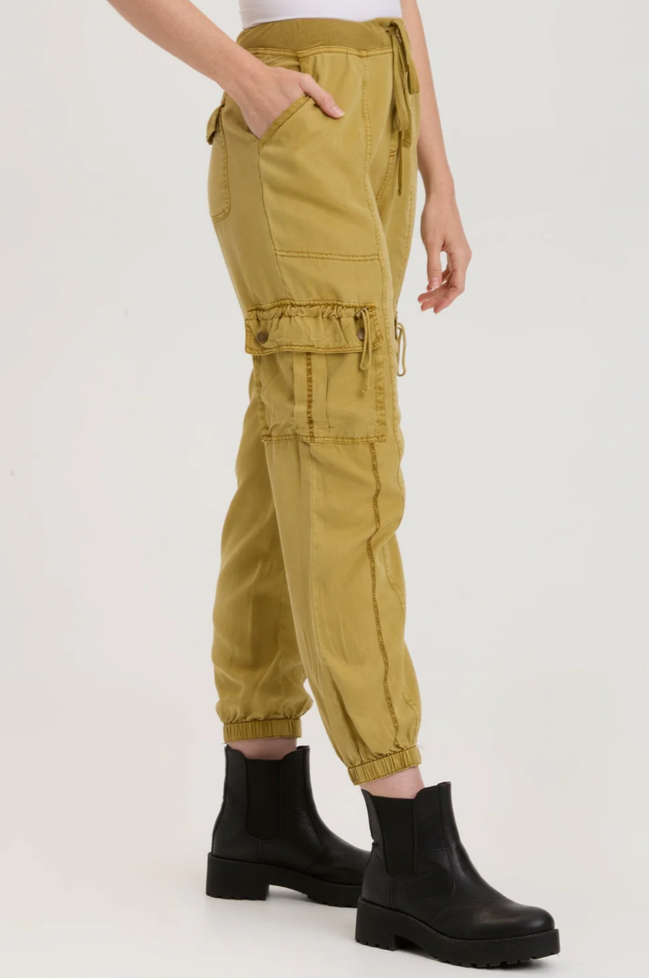 Poe Banded Pants